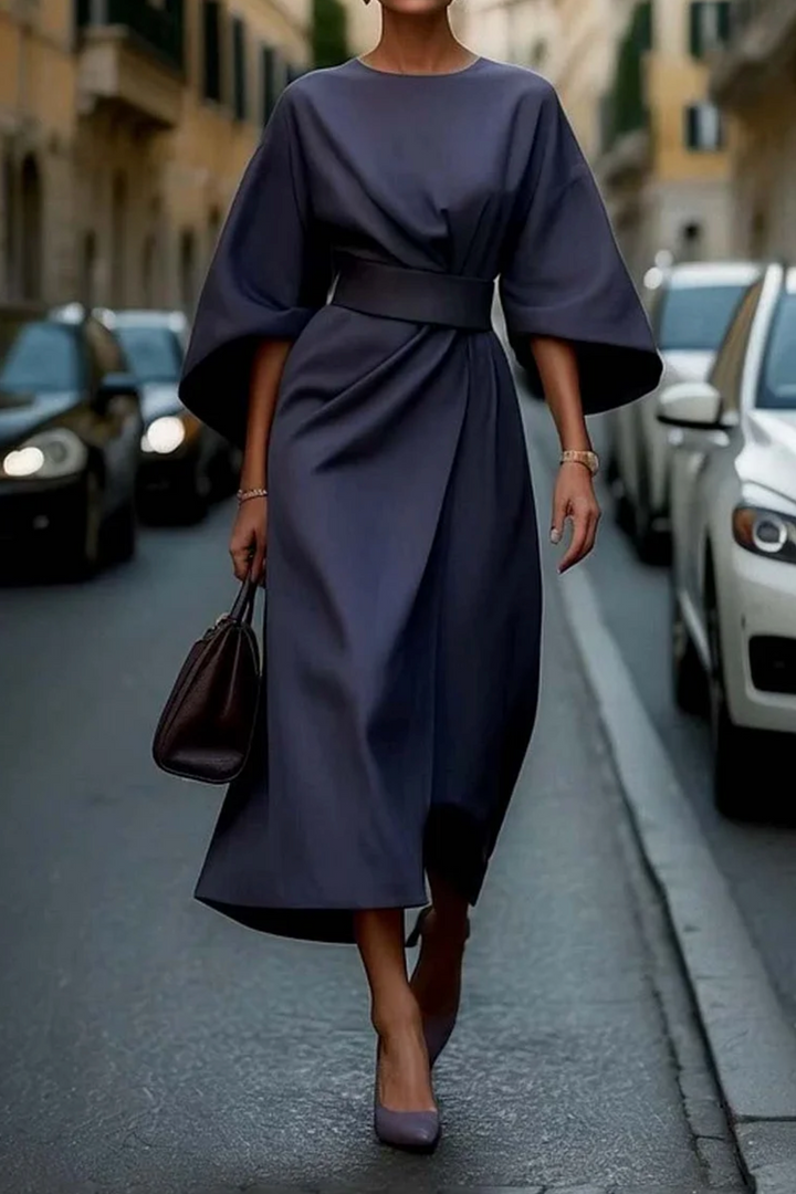 Louise – Elegante jurk met lantaanmouwen