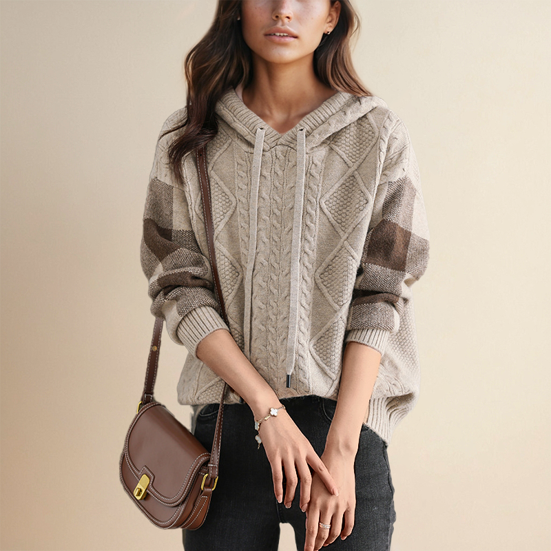 FABIOLA™ | PULL JACQUARD MET CAPUCHE
